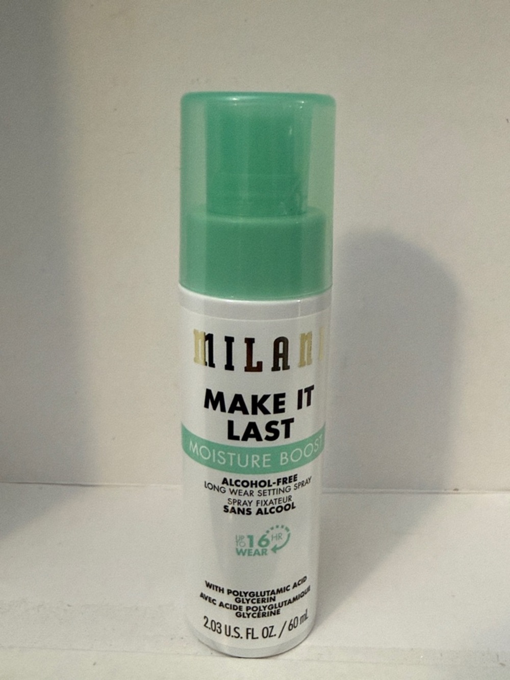 Milani Make It Last Moisture Boost Setting Spray - Mint Green & White